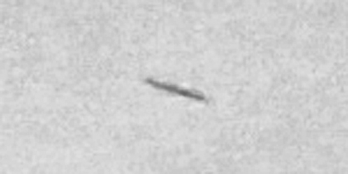 img6007-ufo-uap-object-1d-contrast-brightness-grayscale