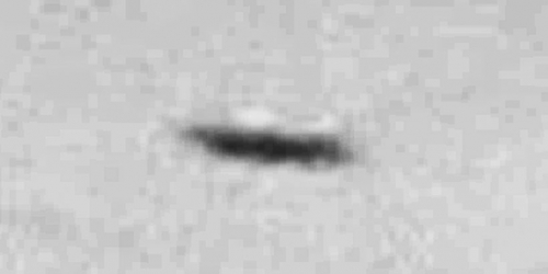 img6062-ufo-uap-object-2g-contrast-brightness-grayscale